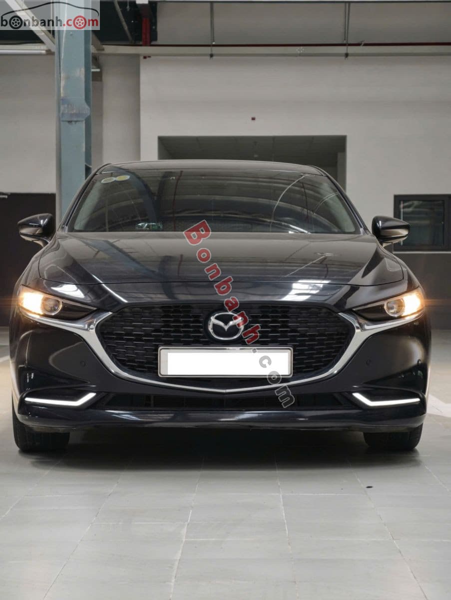 2022 Mazda 3 1.5L Luxury