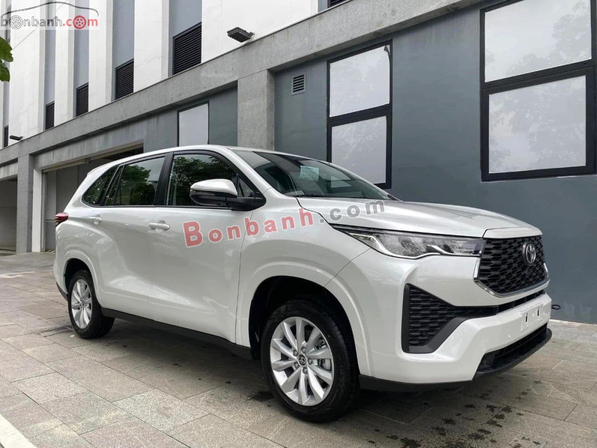 2025 Toyota Innova Cross 2.0V CVT
