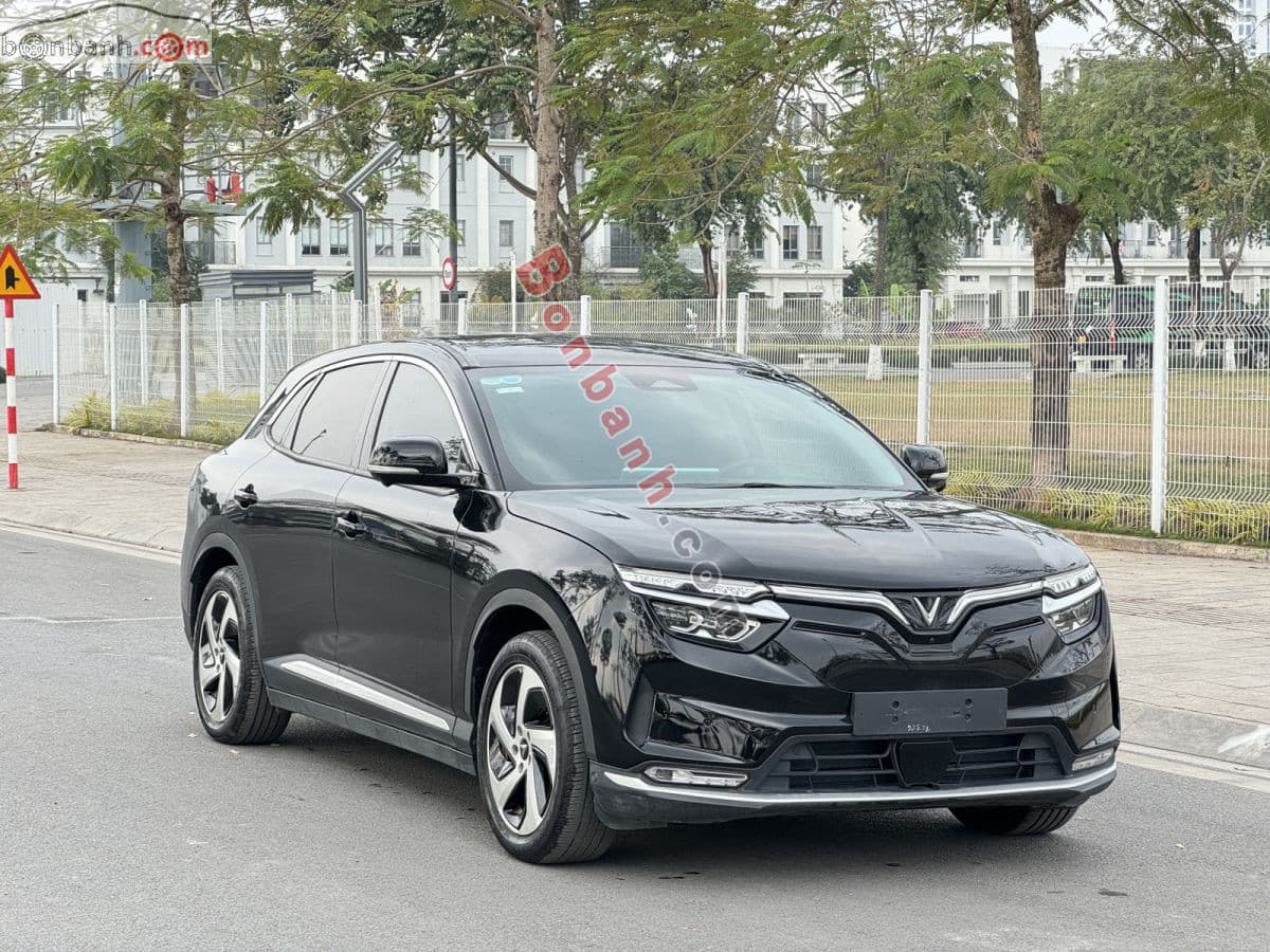 2023 VinFast VF8 Eco AWD