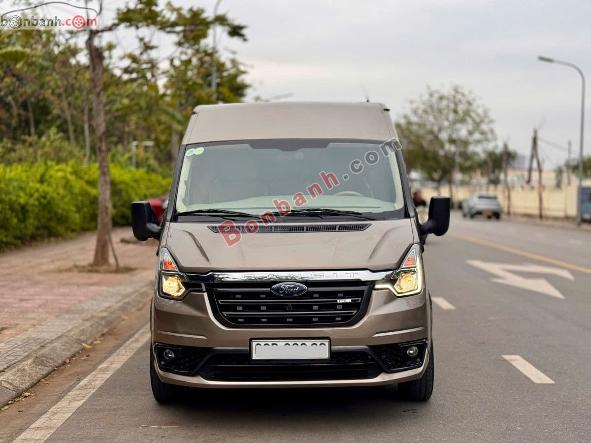 2022 Ford Transit Limousine