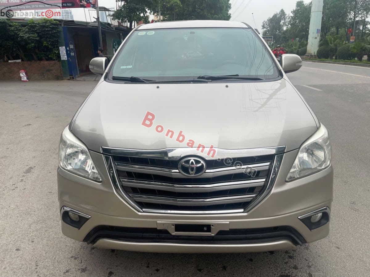 2016 Toyota Innova 2.0V