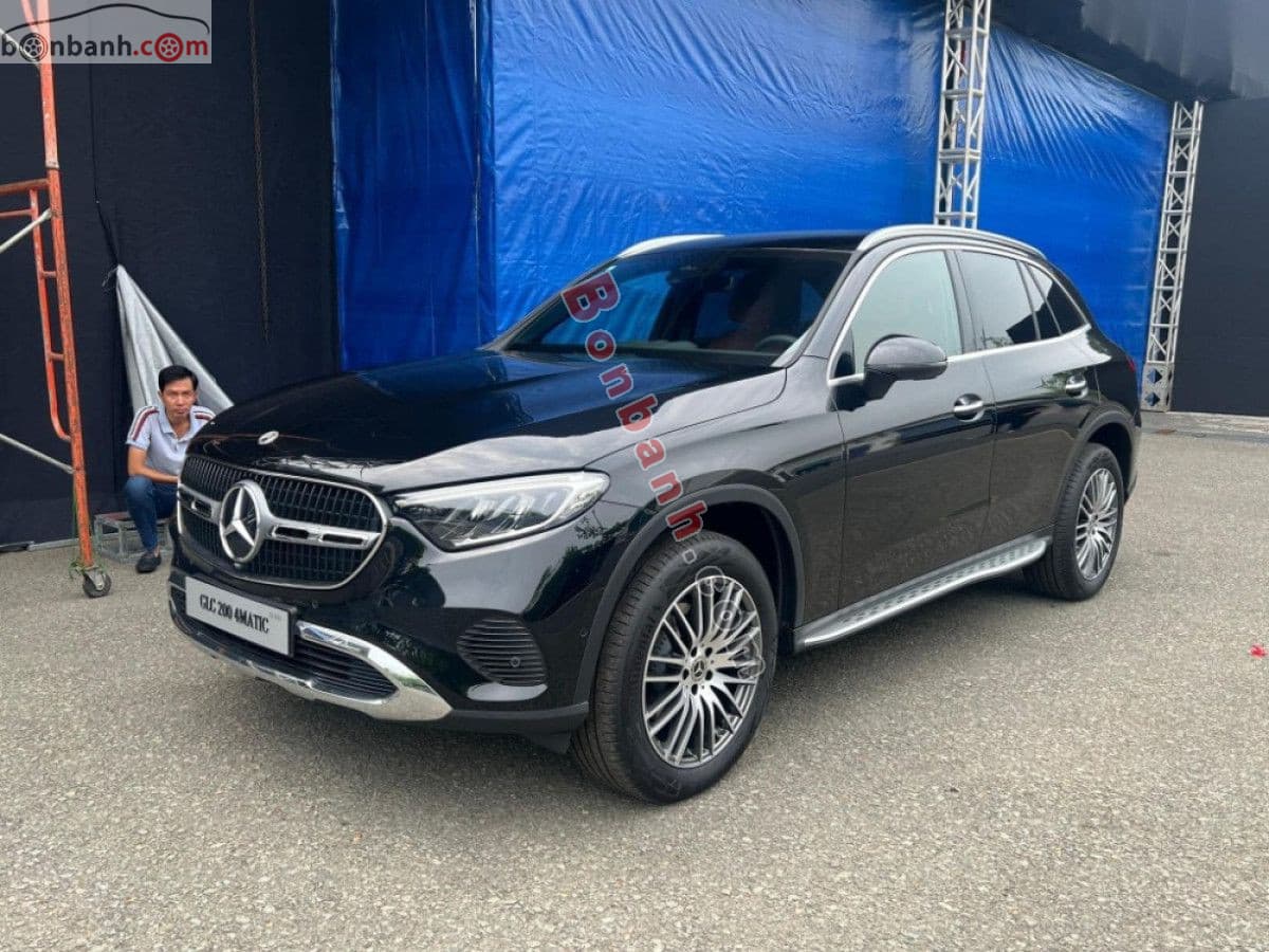 2025 Mercedes-Benz GLC 200 4Matic