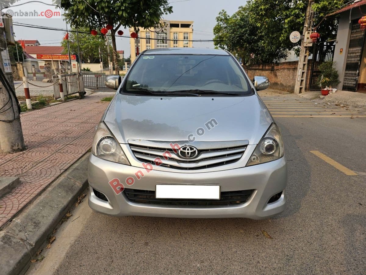 2011 Toyota Innova G