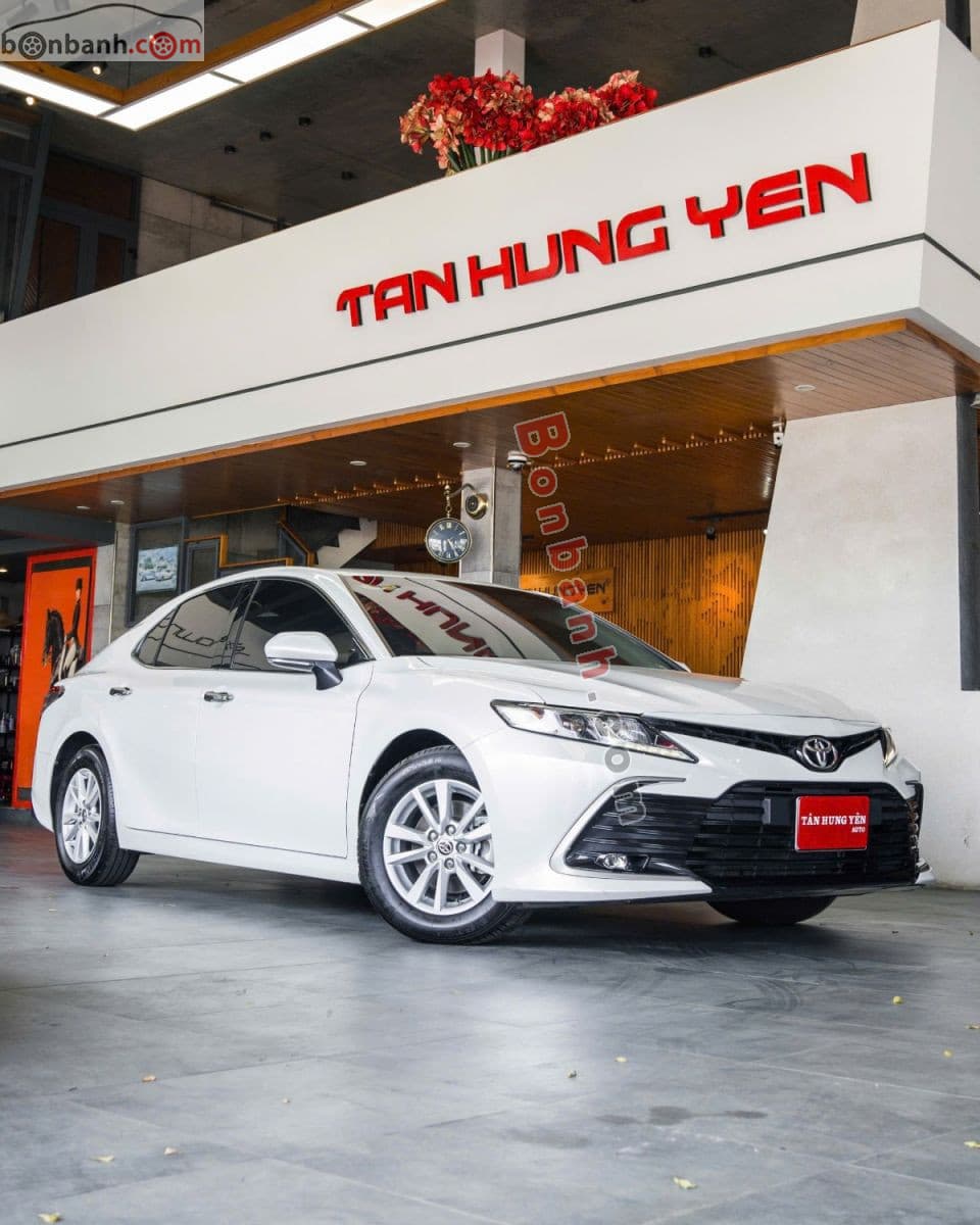 2022 Toyota Camry 2.0G
