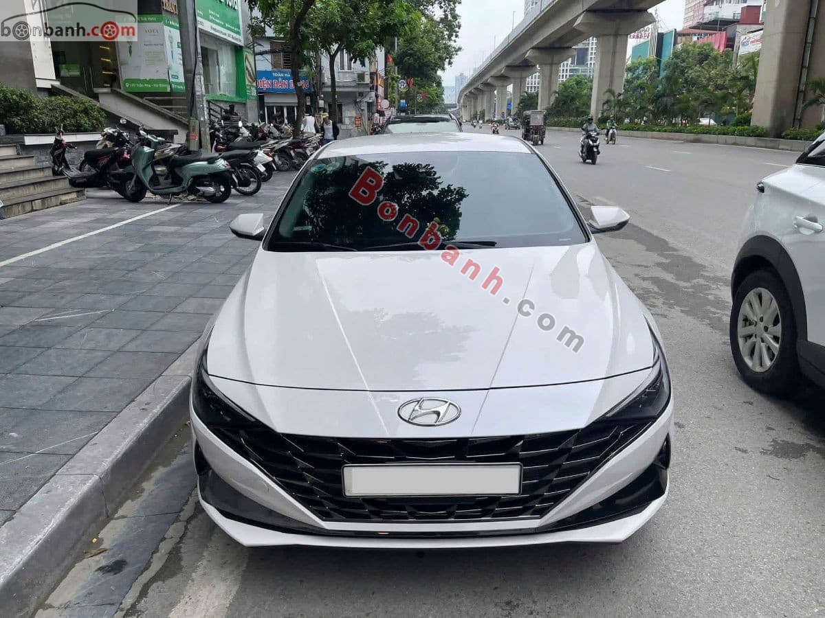 2024 Hyundai Elantra 1.6 AT Đặc biệt