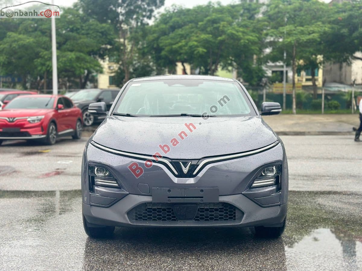 2026 VinFast VF6 Eco