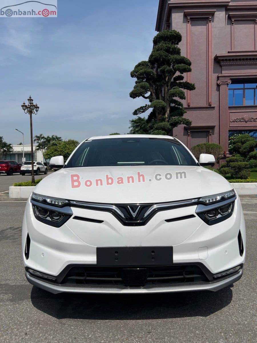 2025 VinFast VF8 Plus AWD