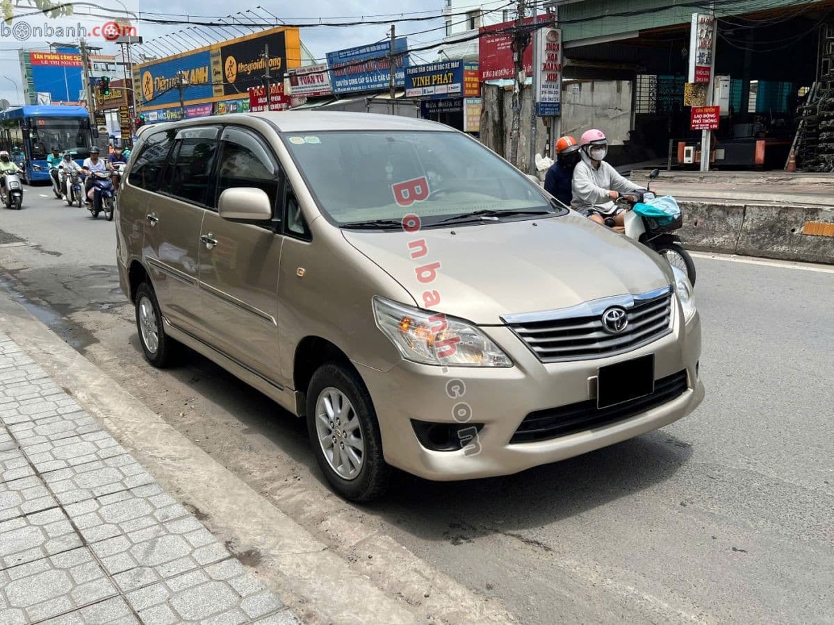 2014 Toyota Innova 2.0E
