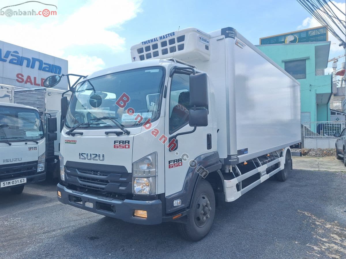2025 Isuzu FRR 90NE5