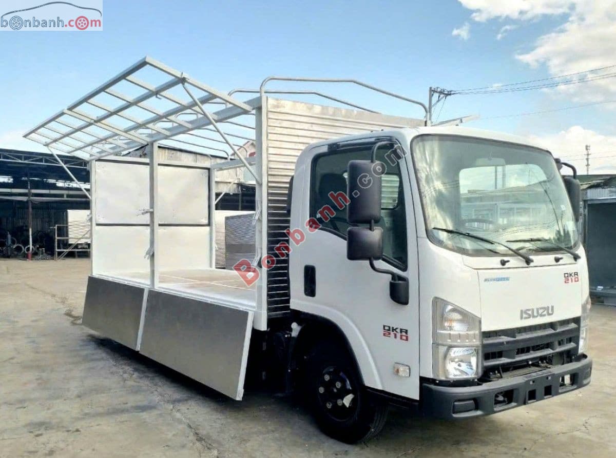 2026 Isuzu QKR QMR77HE5