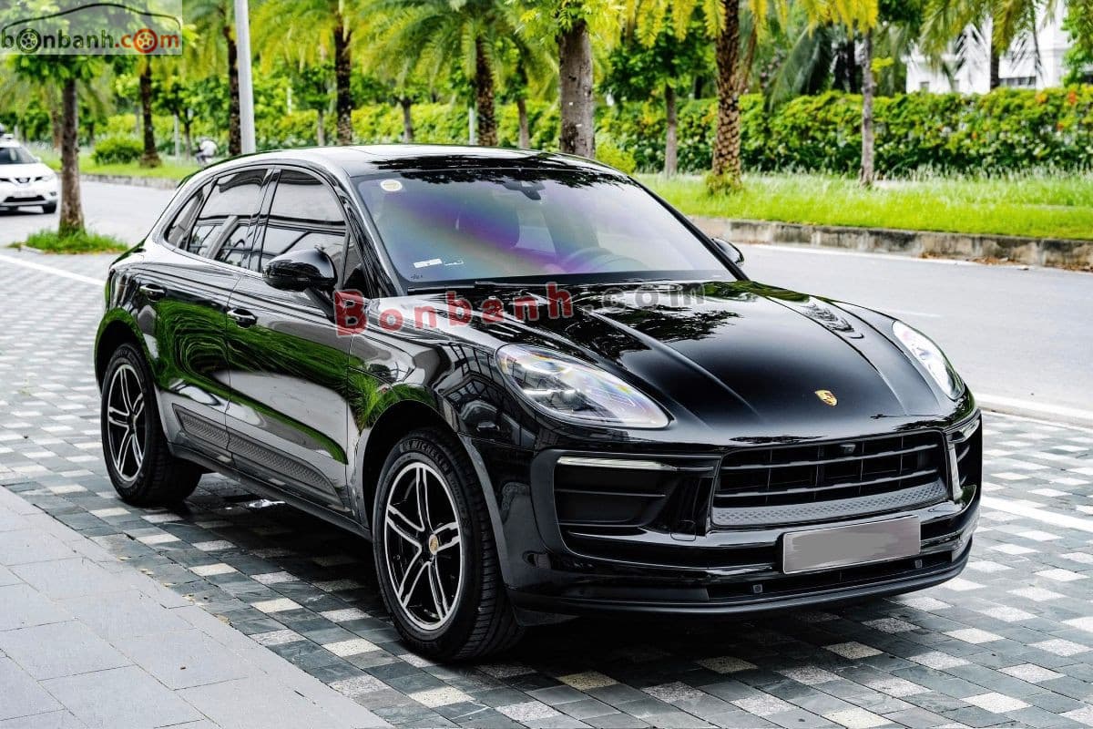 2022 Porsche Macan 2.0 - Image 1