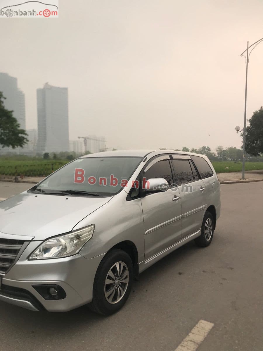 2015 Toyota Innova 2.0E