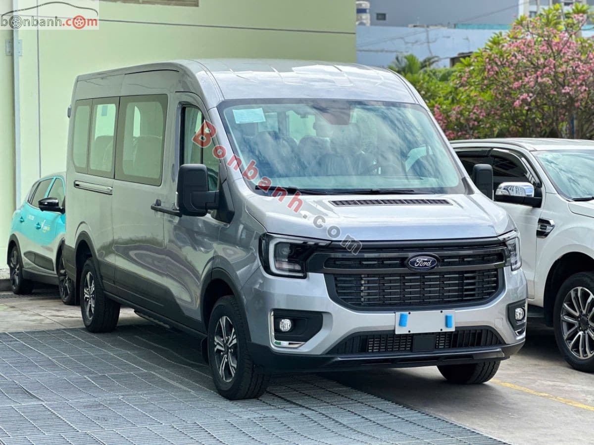 2026 Ford Transit Trend