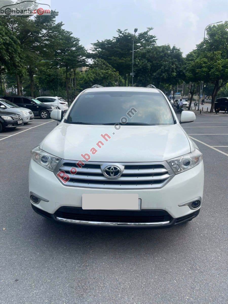 2011 Toyota Highlander LE 2.7