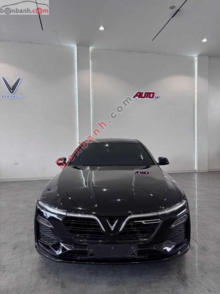 2022 VinFast Lux A 2.0 Tiêu chuẩn