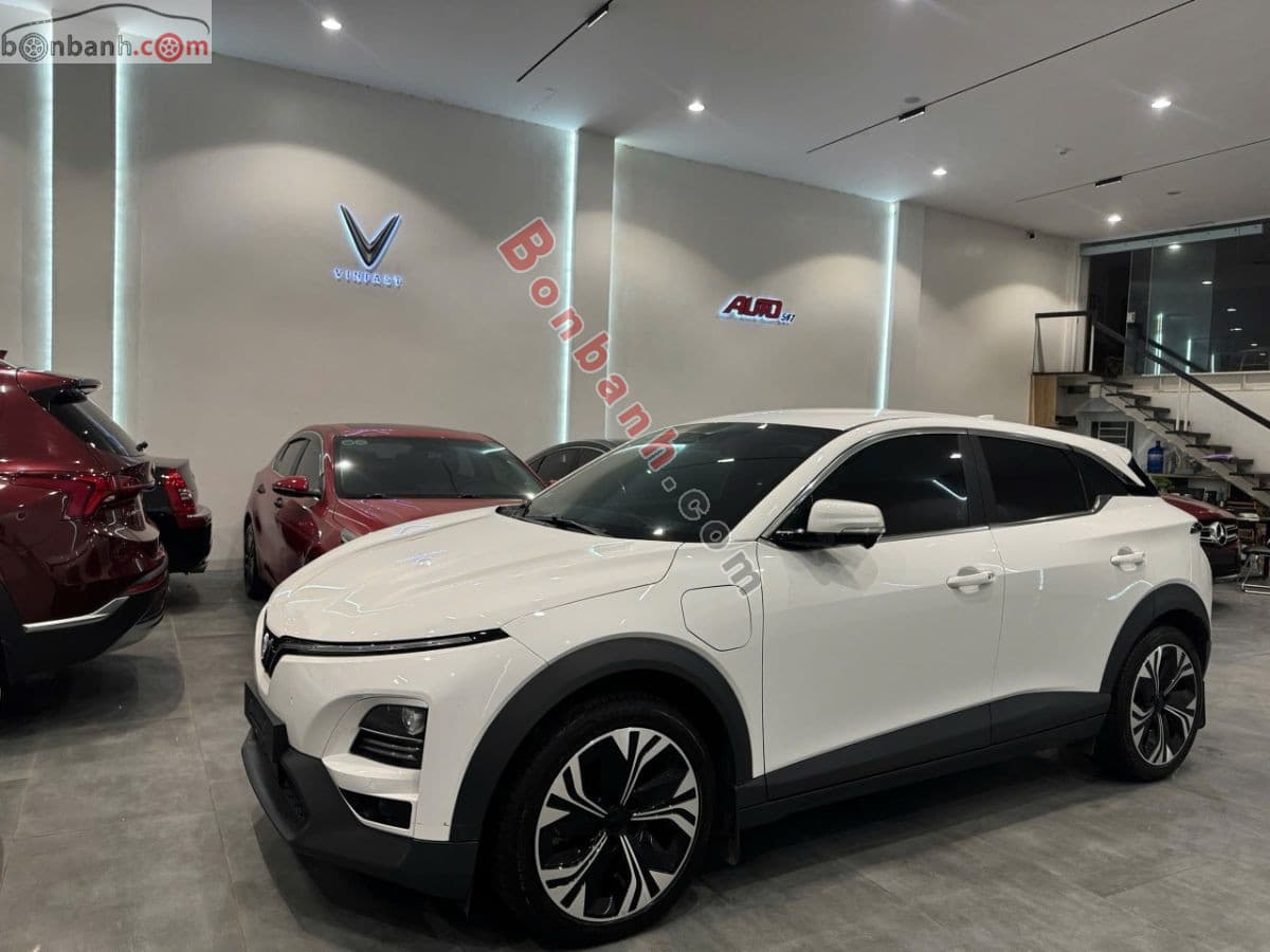 2025 VinFast VF6 Plus