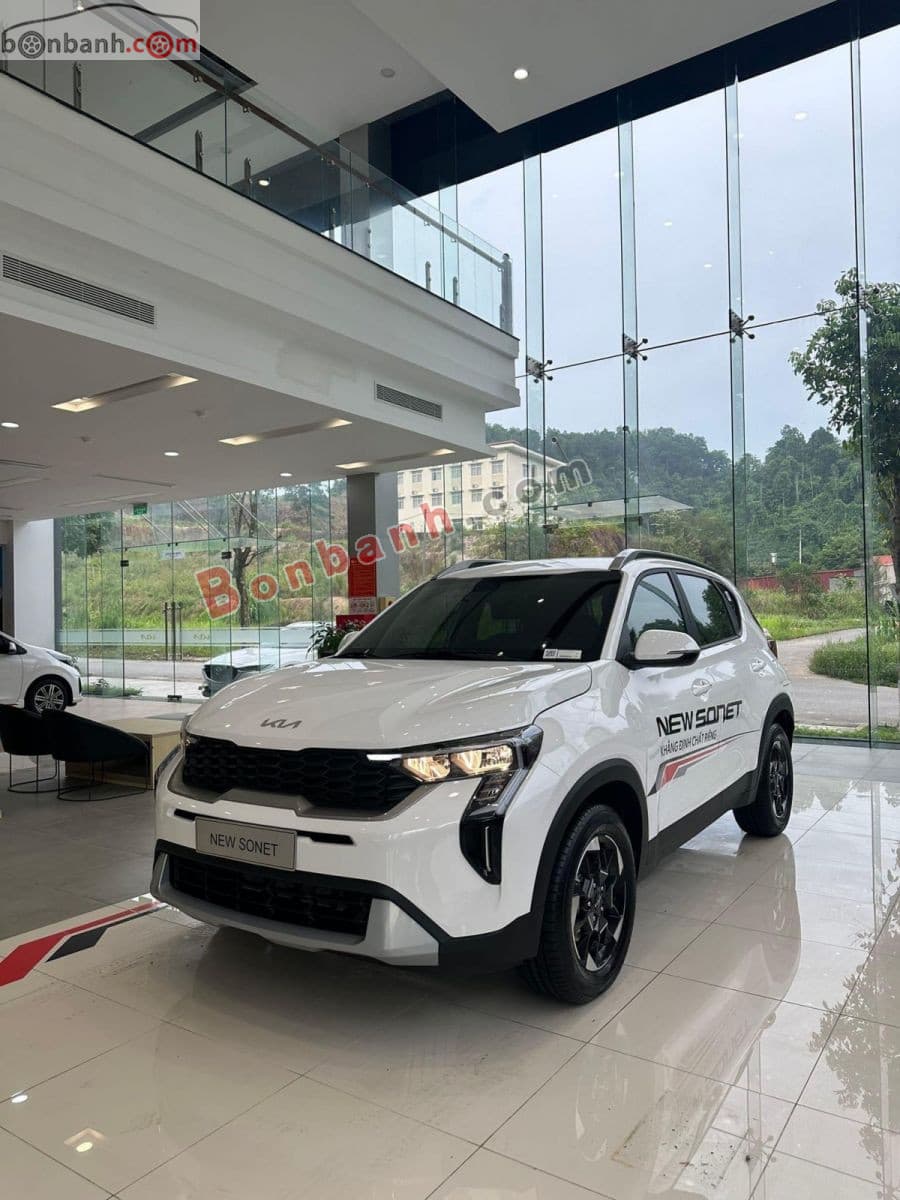 2026 Kia Sonet Deluxe 1.5 AT - Image 1