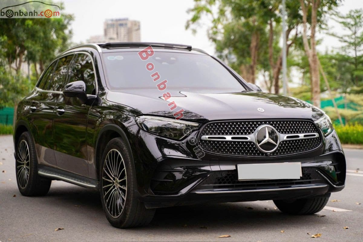 2025 Mercedes-Benz GLC 300 4Matic