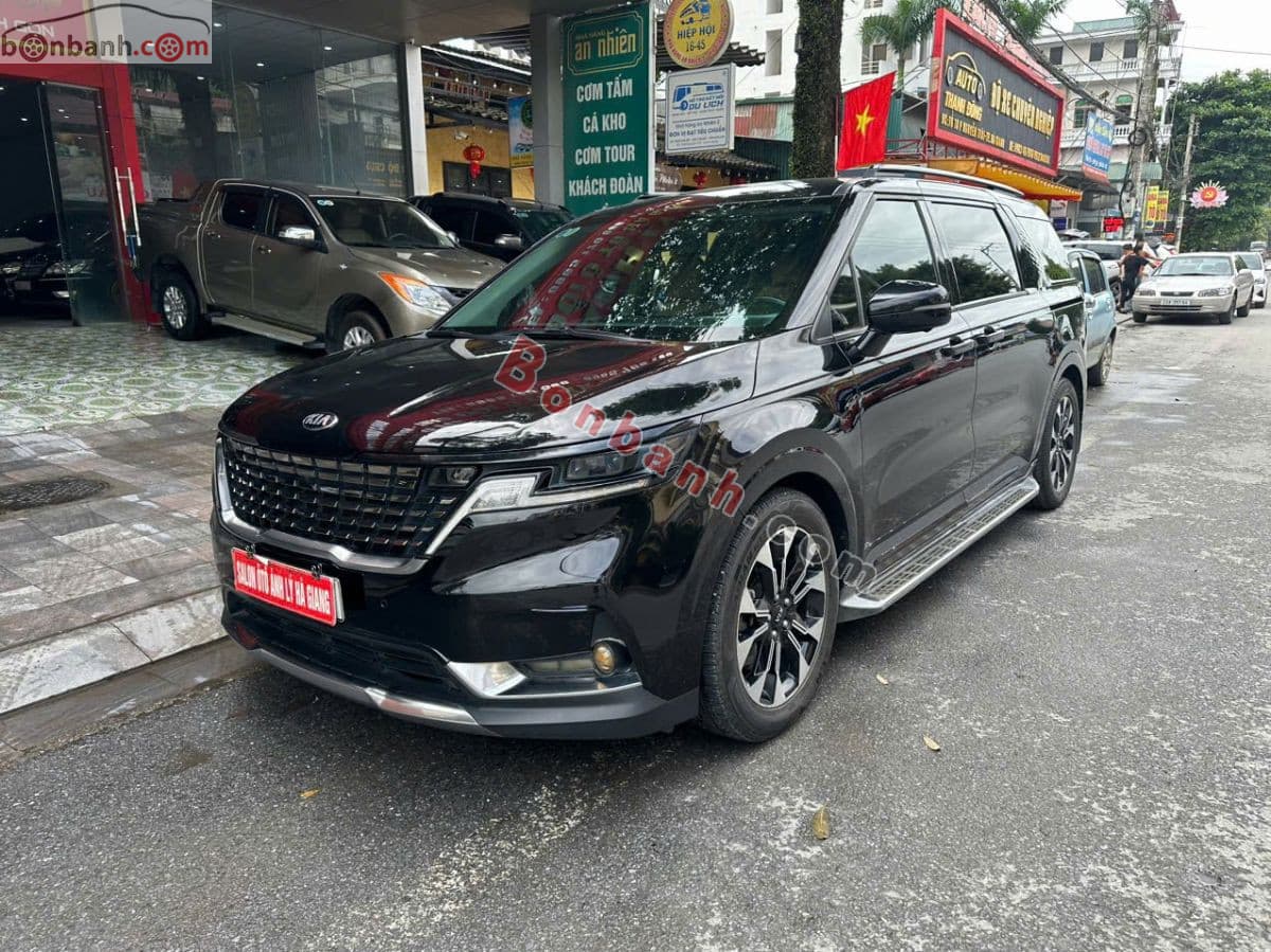 2021 Kia Carnival Premium 2.2D - Image 1