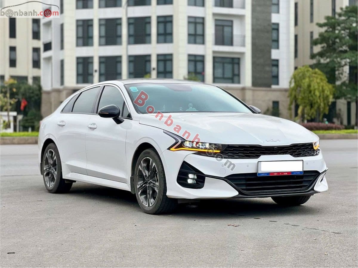2024 Kia K5 Premium 2.0 AT