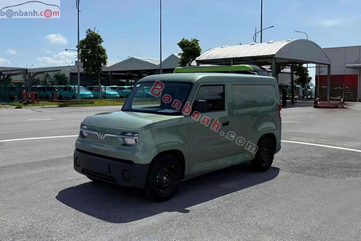 2026 VinFast EC Van AT