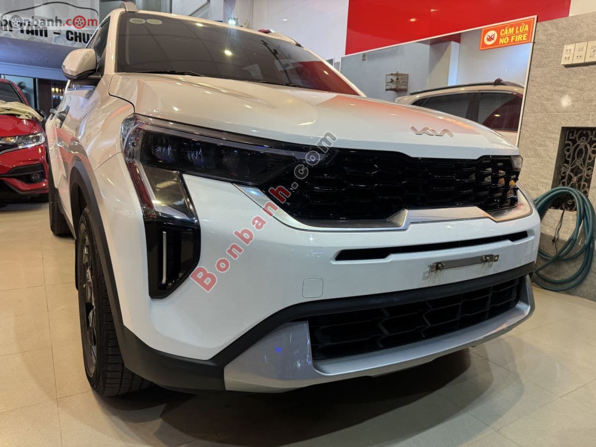 2025 Kia Sonet Luxury 1.5 AT