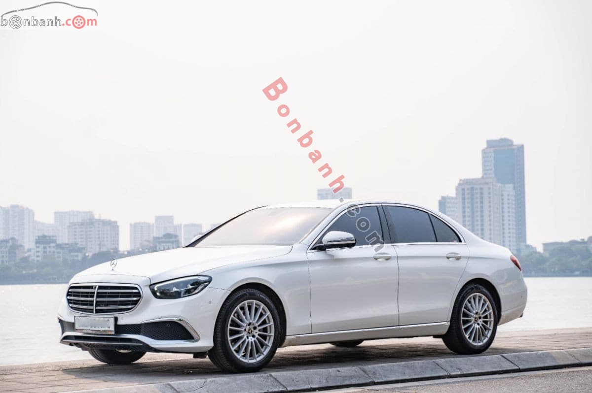 2022 Mercedes-Benz E class E200 Exclusive