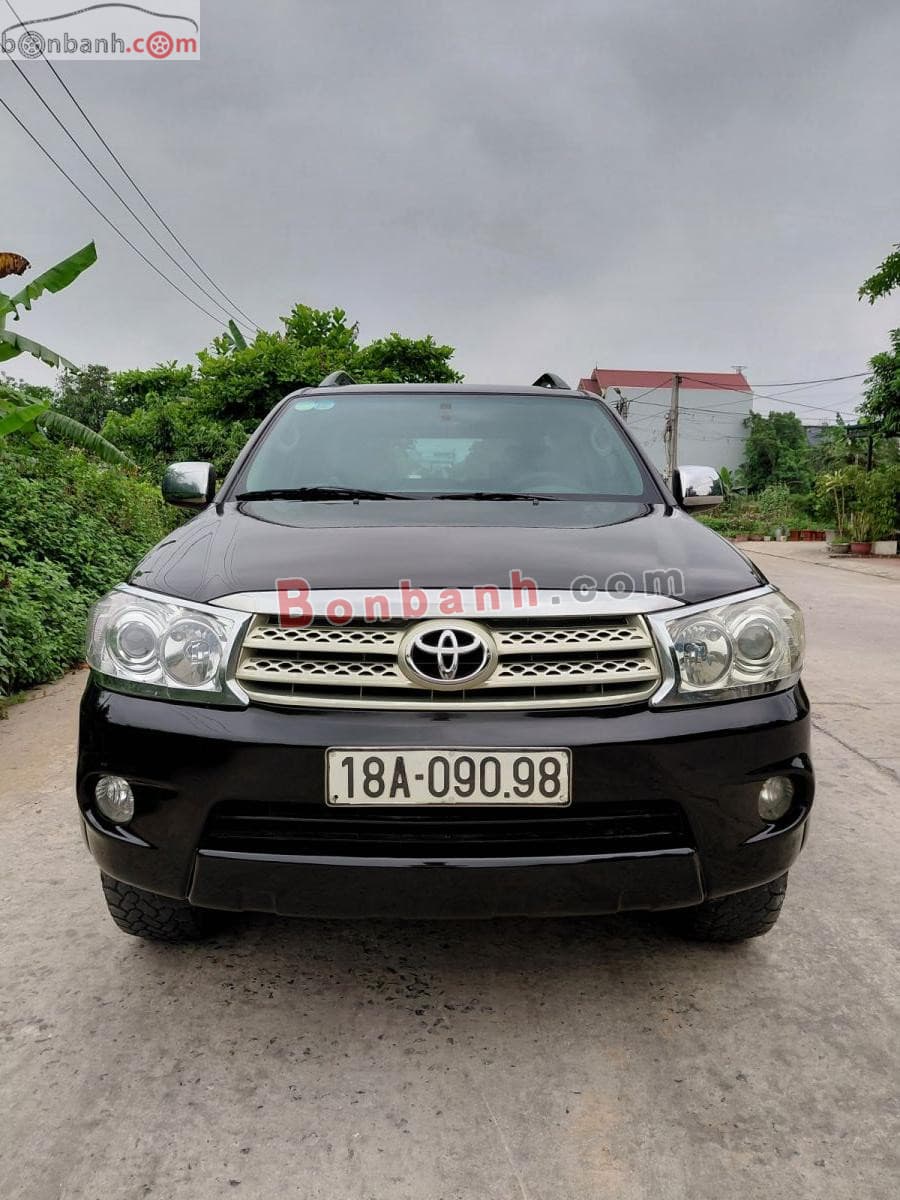 2010 Toyota Fortuner 2.5G