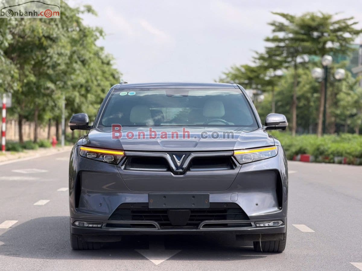 2024 VinFast VF9 Plus 7S