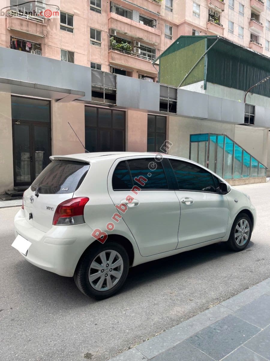 2011 Toyota Yaris 1.3 AT - ảnh nhỏ 4