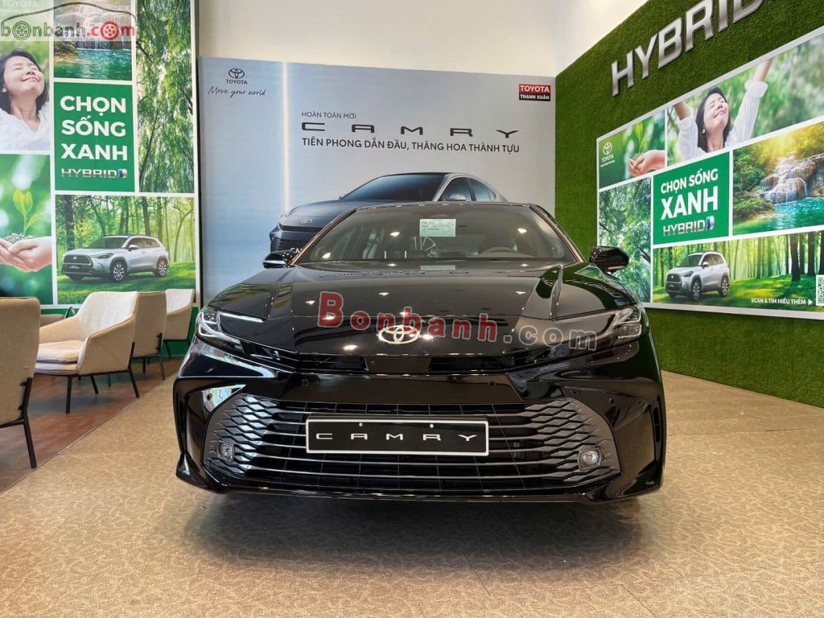 2026 Toyota Camry 2.5 HEV Top - Image 1