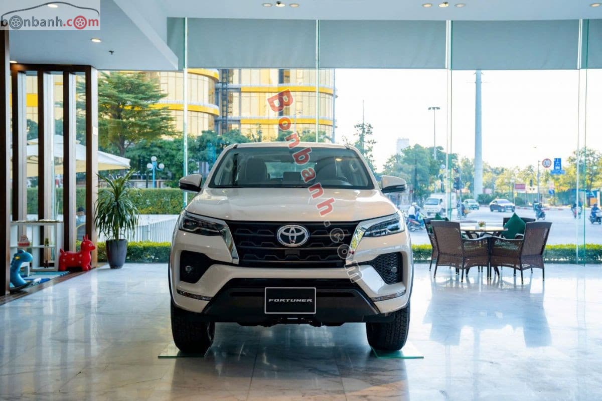 2026 Toyota Fortuner 2.7L 4x2 AT