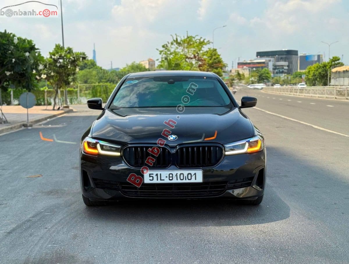 2022 BMW 5 Series 520i Luxury Line