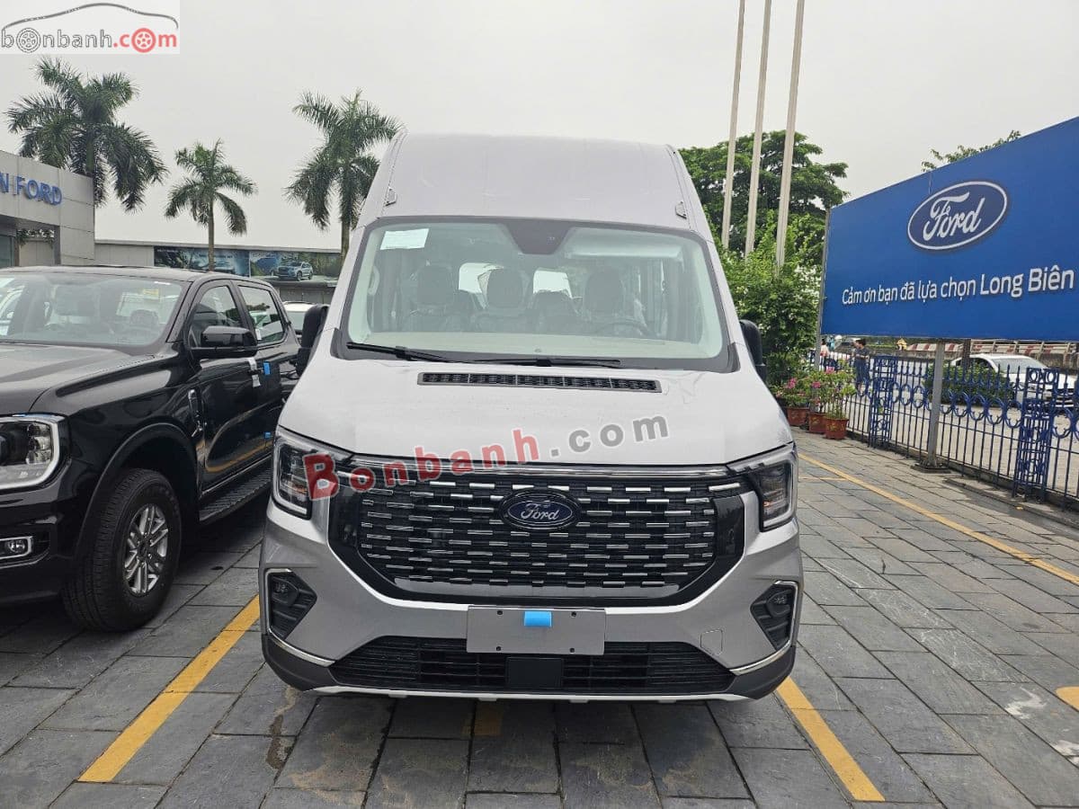 2026 Ford Transit Premium