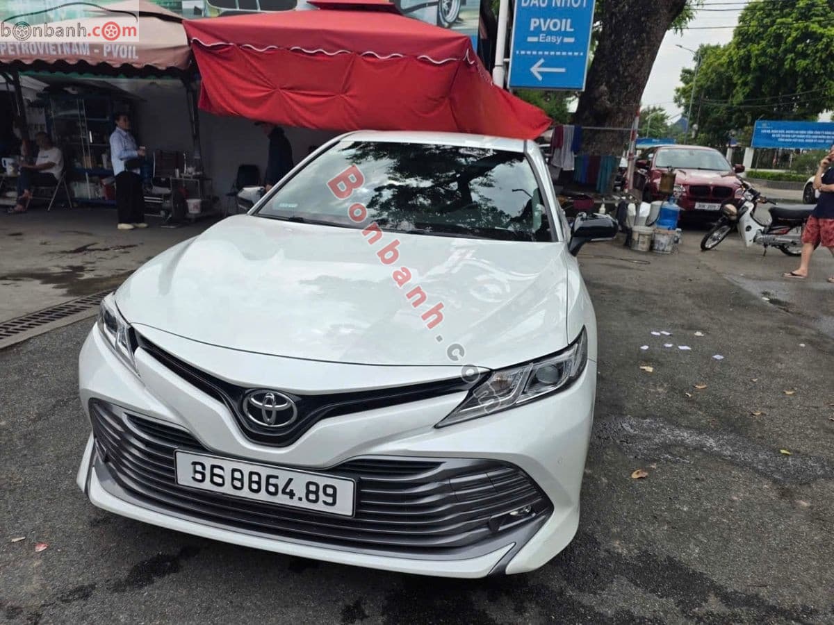 2020 Toyota Camry 2.0G