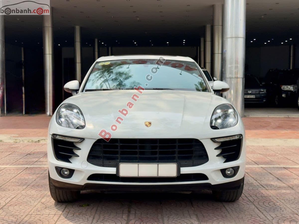 2017 Porsche Macan 2.0 - Image 1