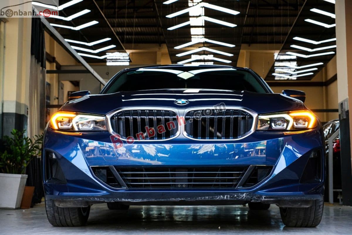 2023 BMW 3 Series 320i Sport Line