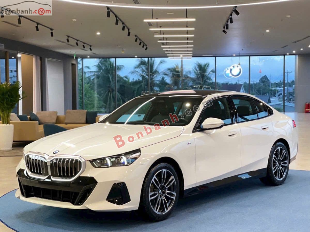 2026 BMW 5 Series 530i M Sport