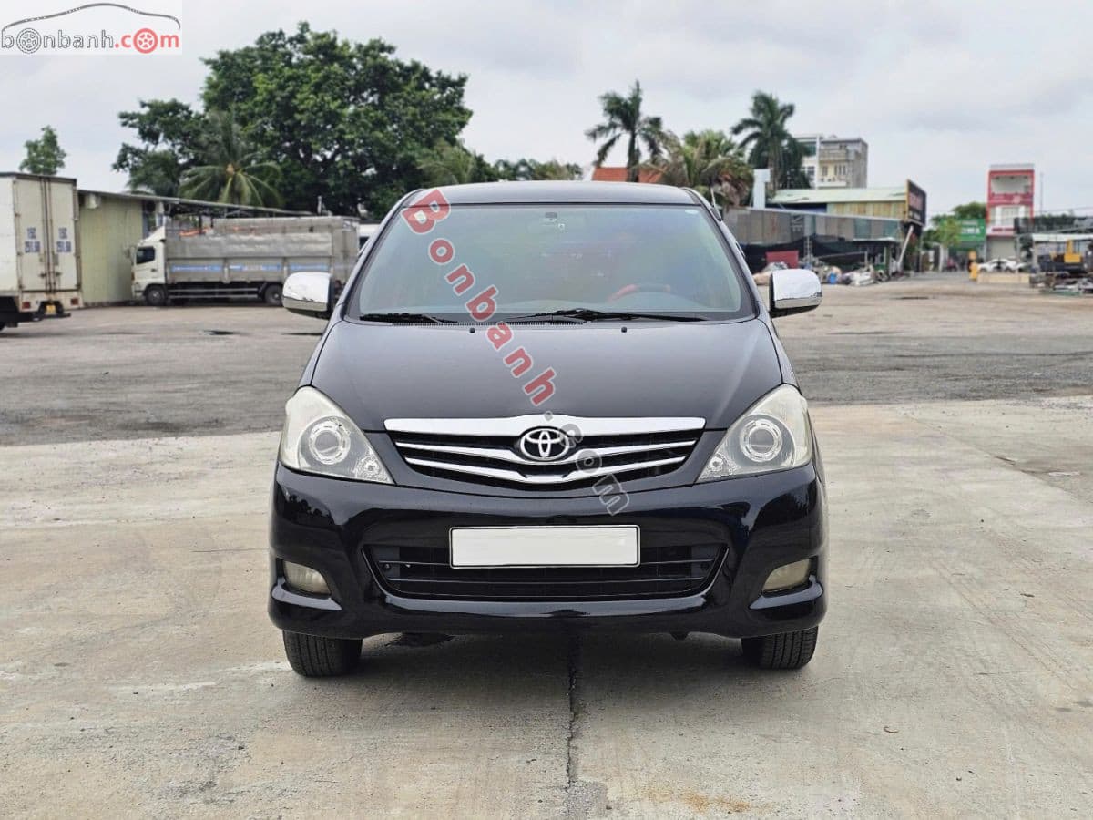 2011 Toyota Innova V