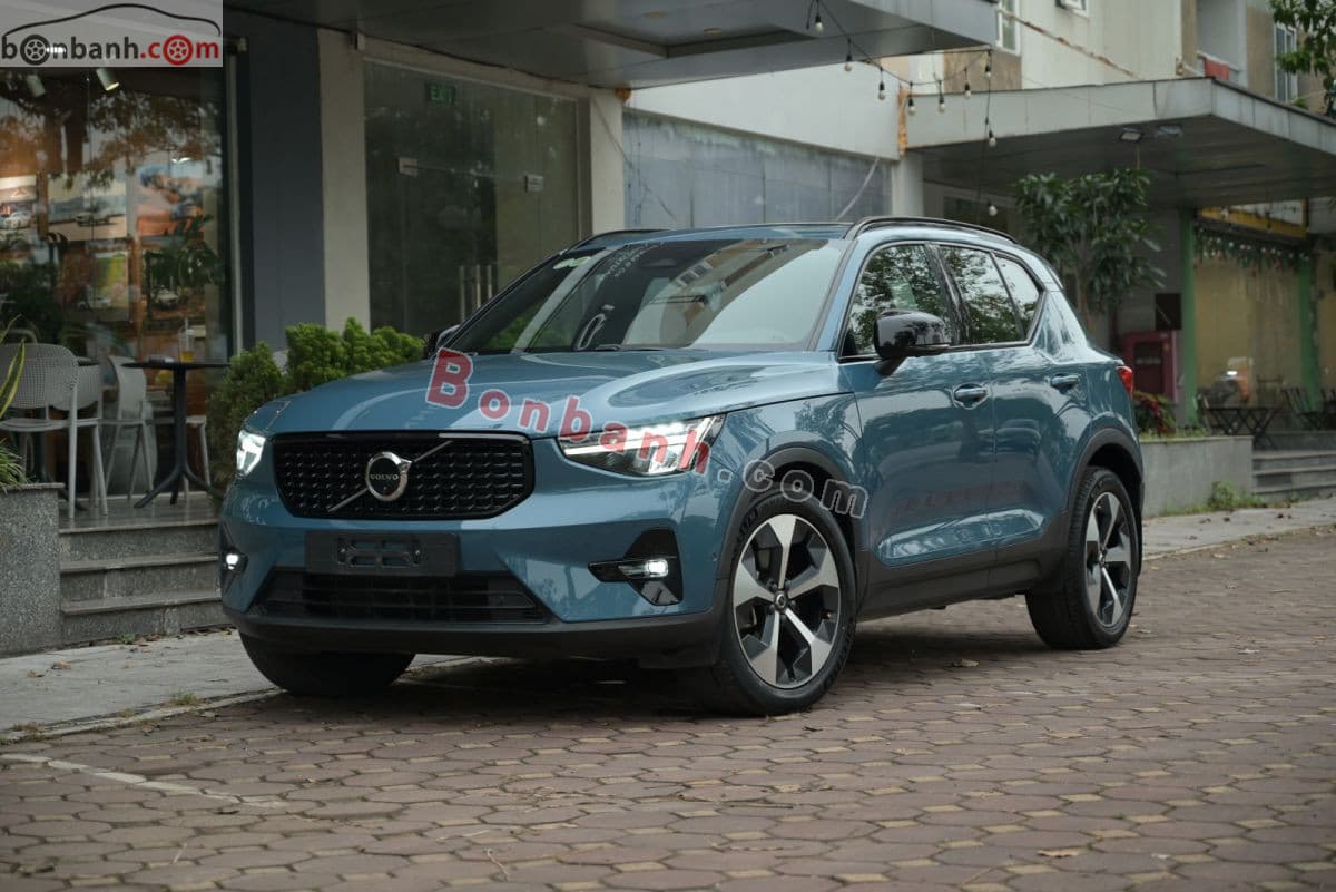 2022 Volvo XC40 Ultimate B5 AWD
