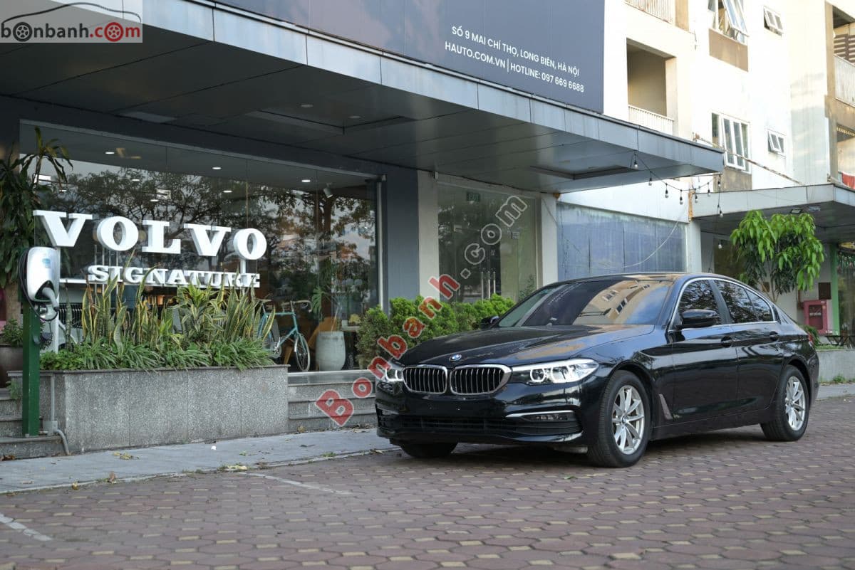 2018 BMW 5 Series 520i