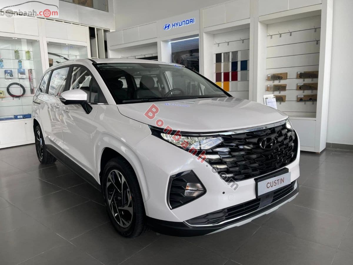 2026 Hyundai Custin Cao Cấp 2.0T