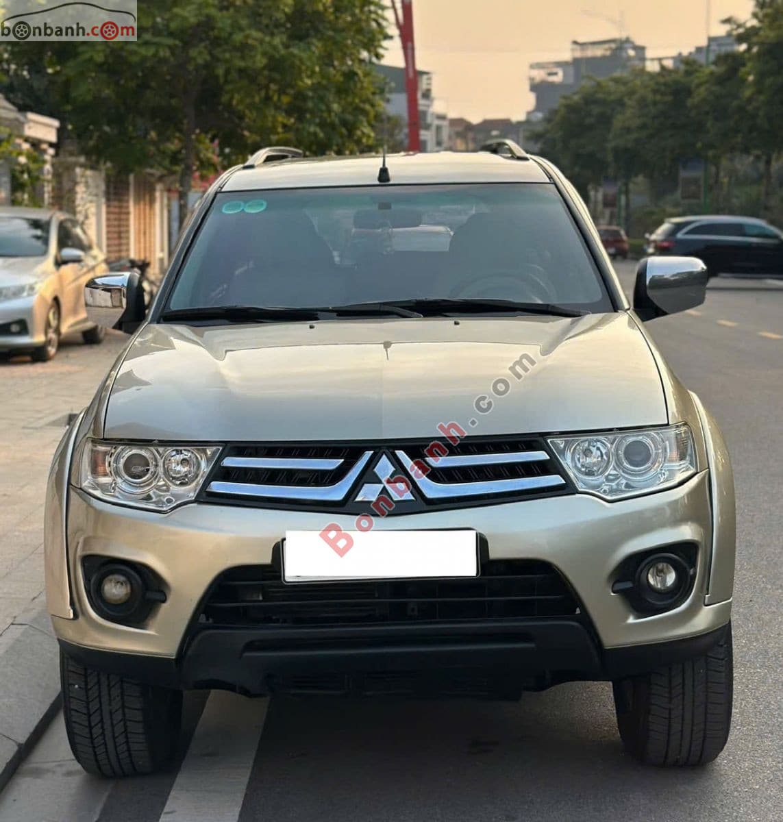 2016 Mitsubishi Pajero Sport D 4x2 MT