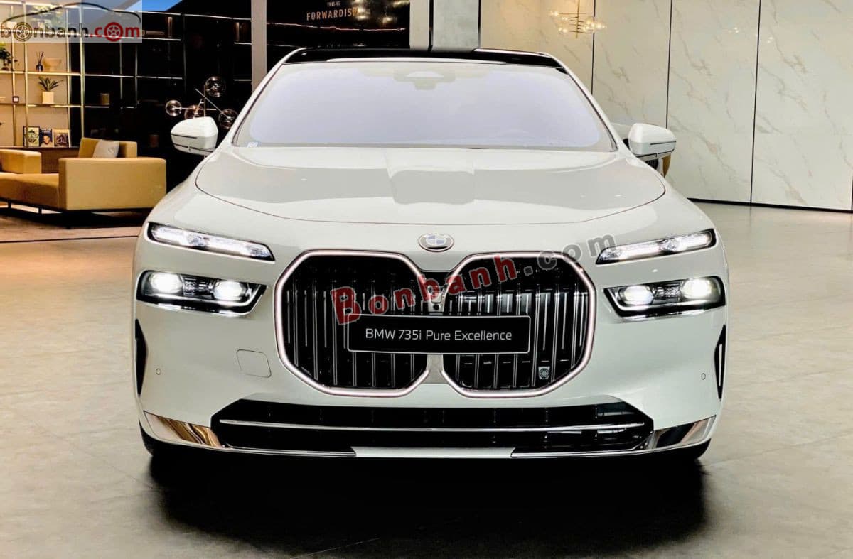 2025 BMW 7 Series 735i Pure Excellence