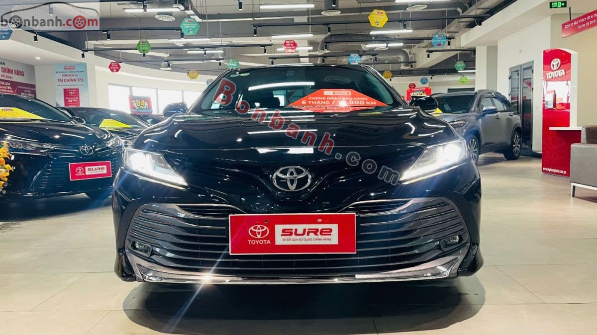 2019 Toyota Camry 2.0G
