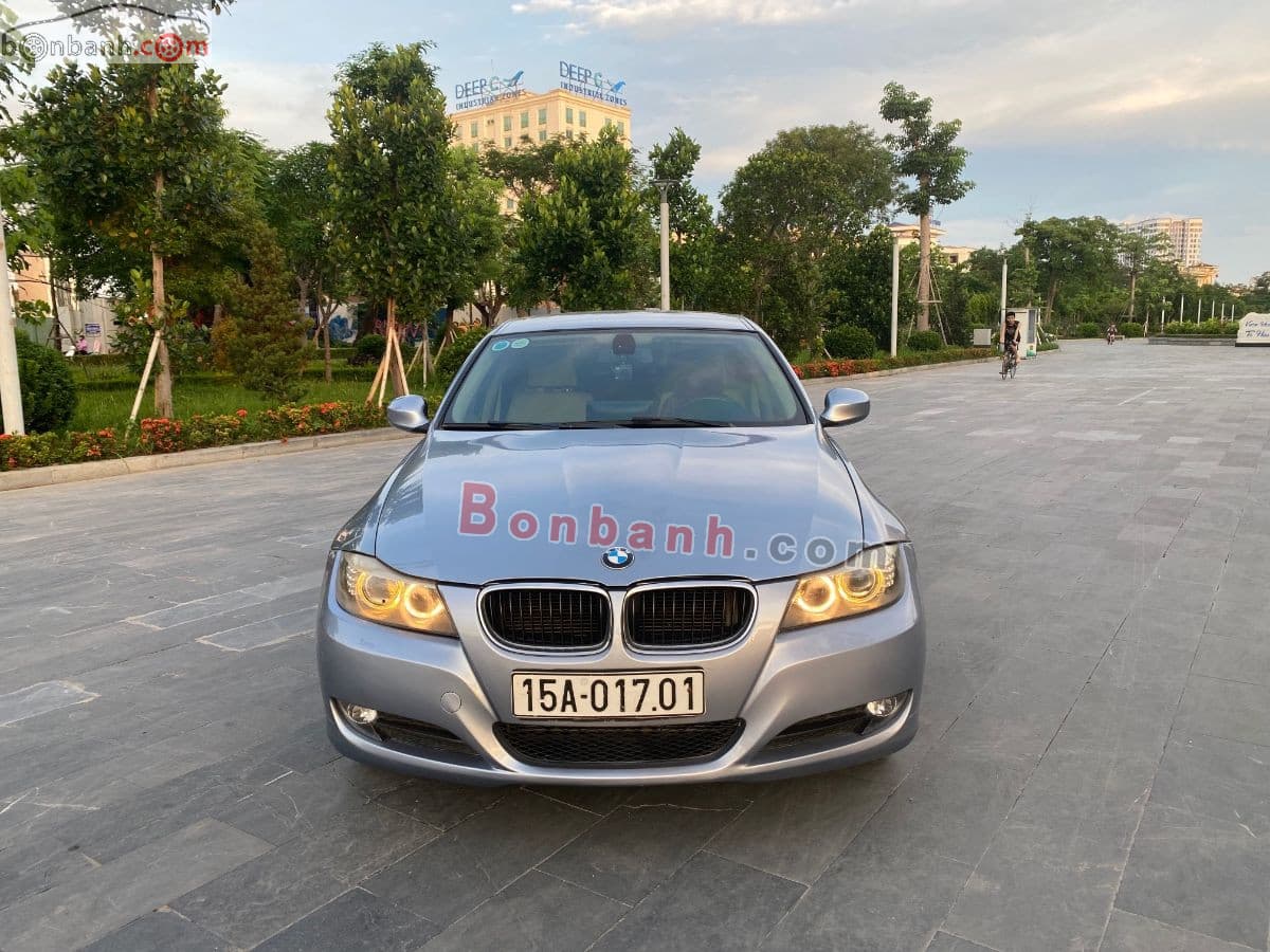 2010 BMW 3 Series 320i
