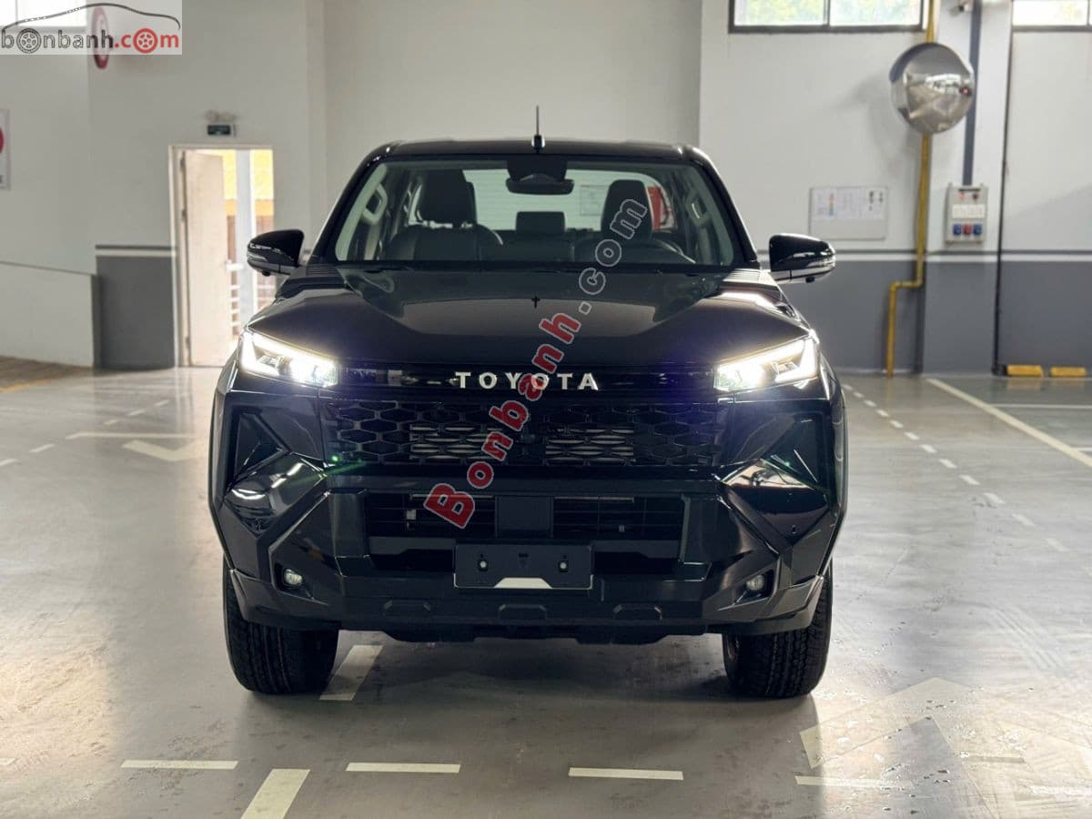 2026 Toyota Hilux Trailhunter 2.8L 4x4 AT