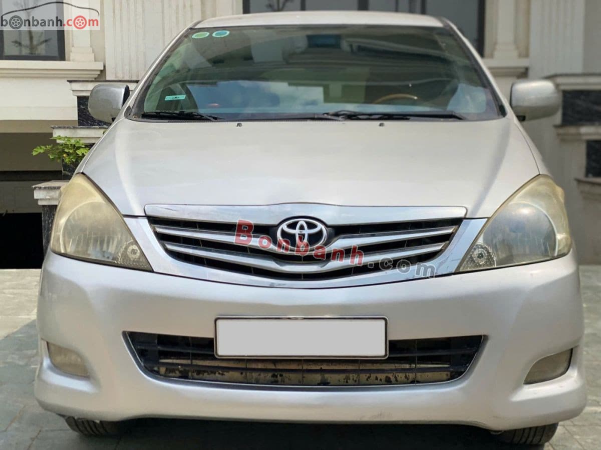 2009 Toyota Innova V