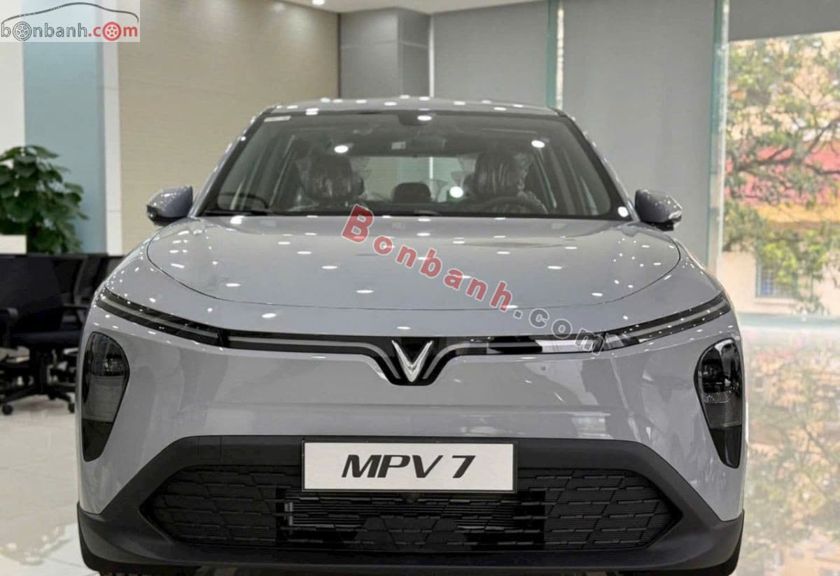 2026 VinFast VF MPV 7 AT