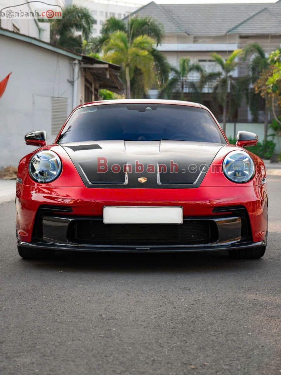 2019 Porsche 911 Carrera